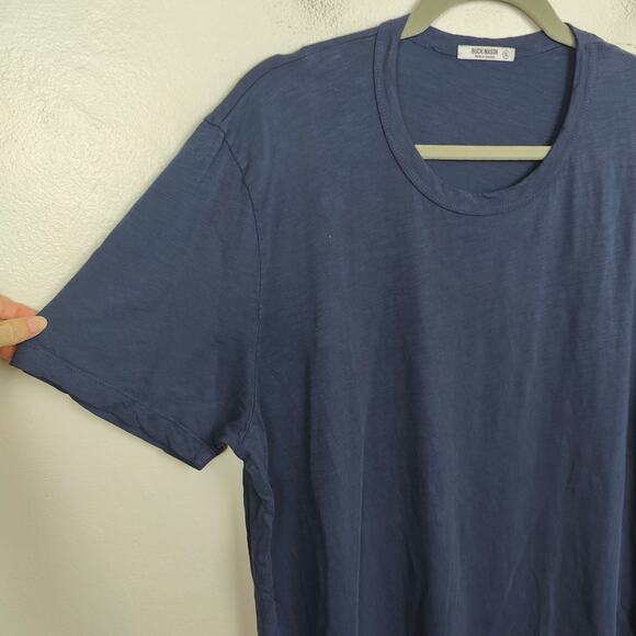 Buck Mason T-Shirt Mens XL Navy Blue Short Sleeve Crewneck Made in LA FLAWED - Picture 2 of 8